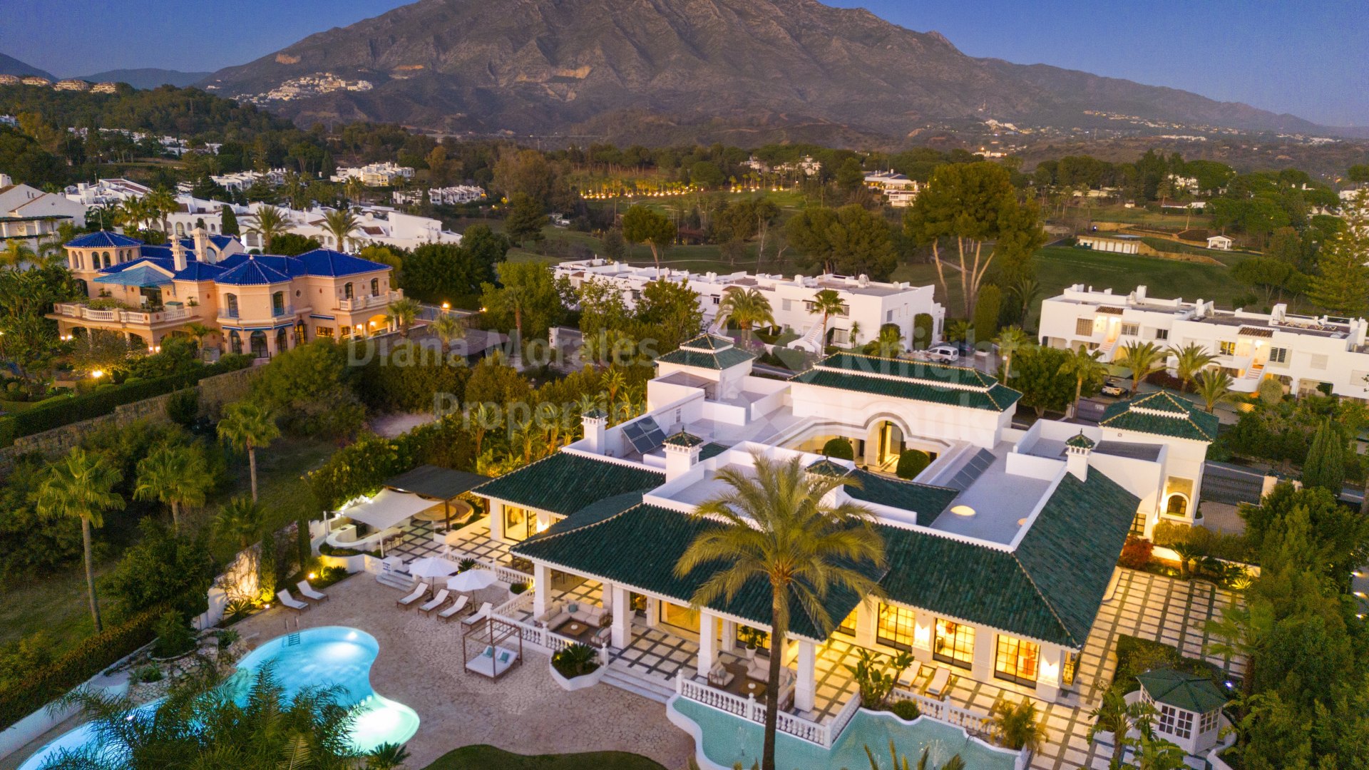 Aloha, Alhambra Palace, luxe et sophistication dans la Golf Valley