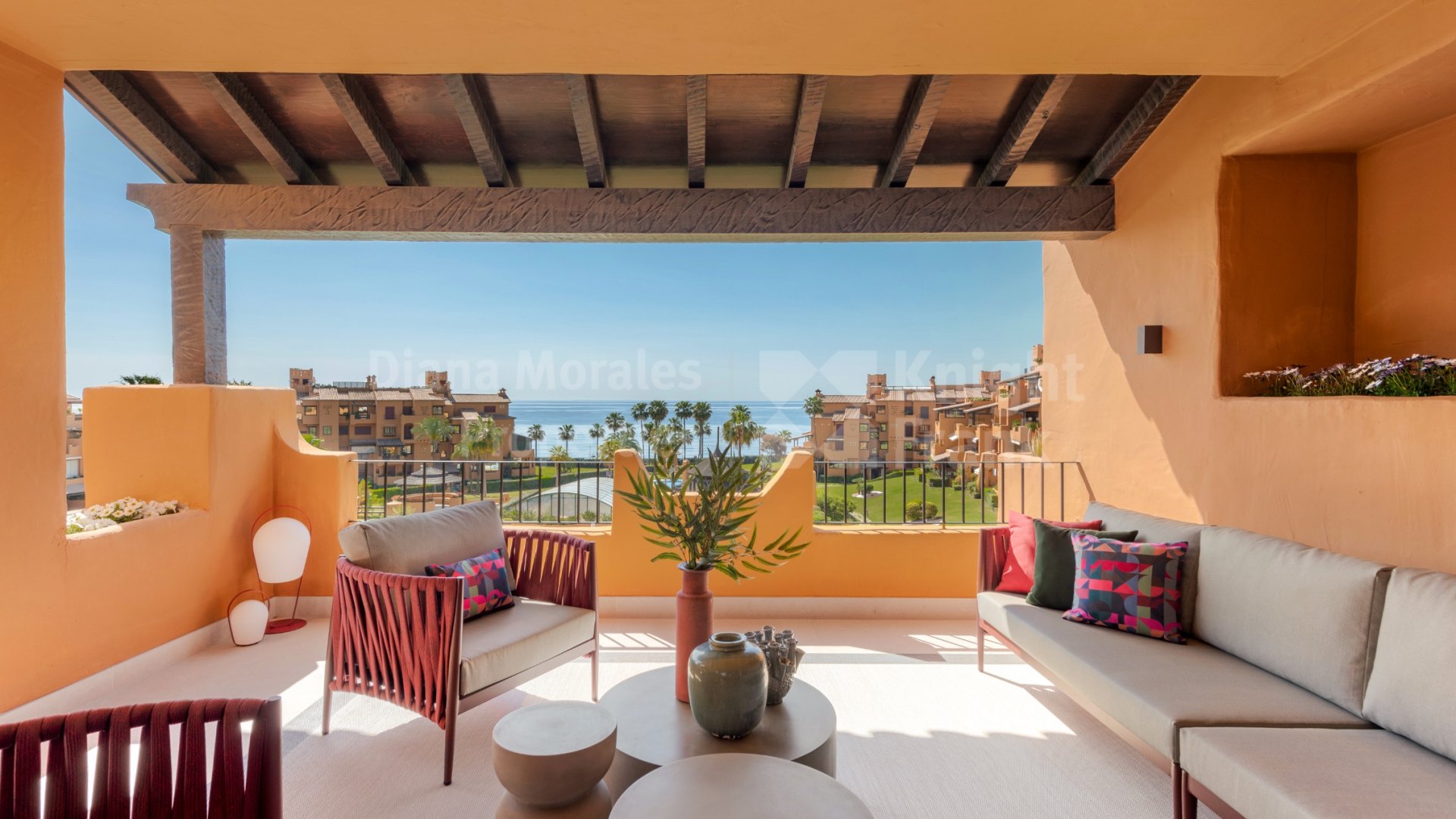 Los Granados del Mar, Wunderschöne Wohnung in einem Strandkomplex in erster Linie.