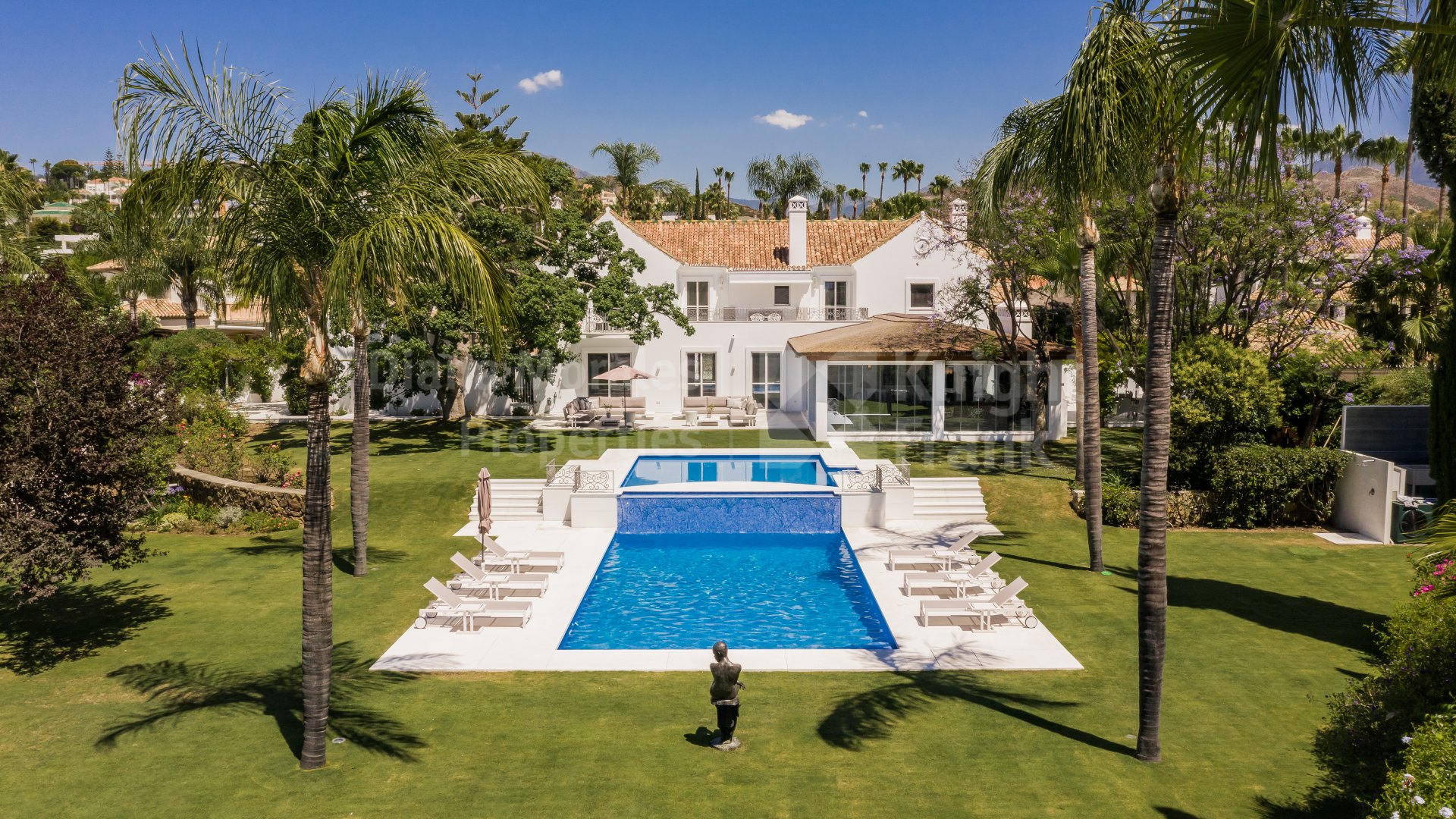 Villa Hermosa: klassische Eleganz und Komfort in La Cerquilla