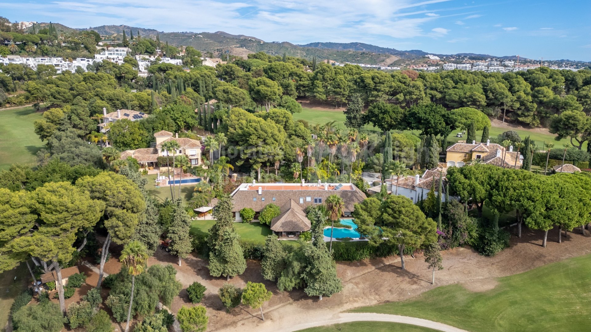 Rio Real, Дом, расположенный на поле для гольфа