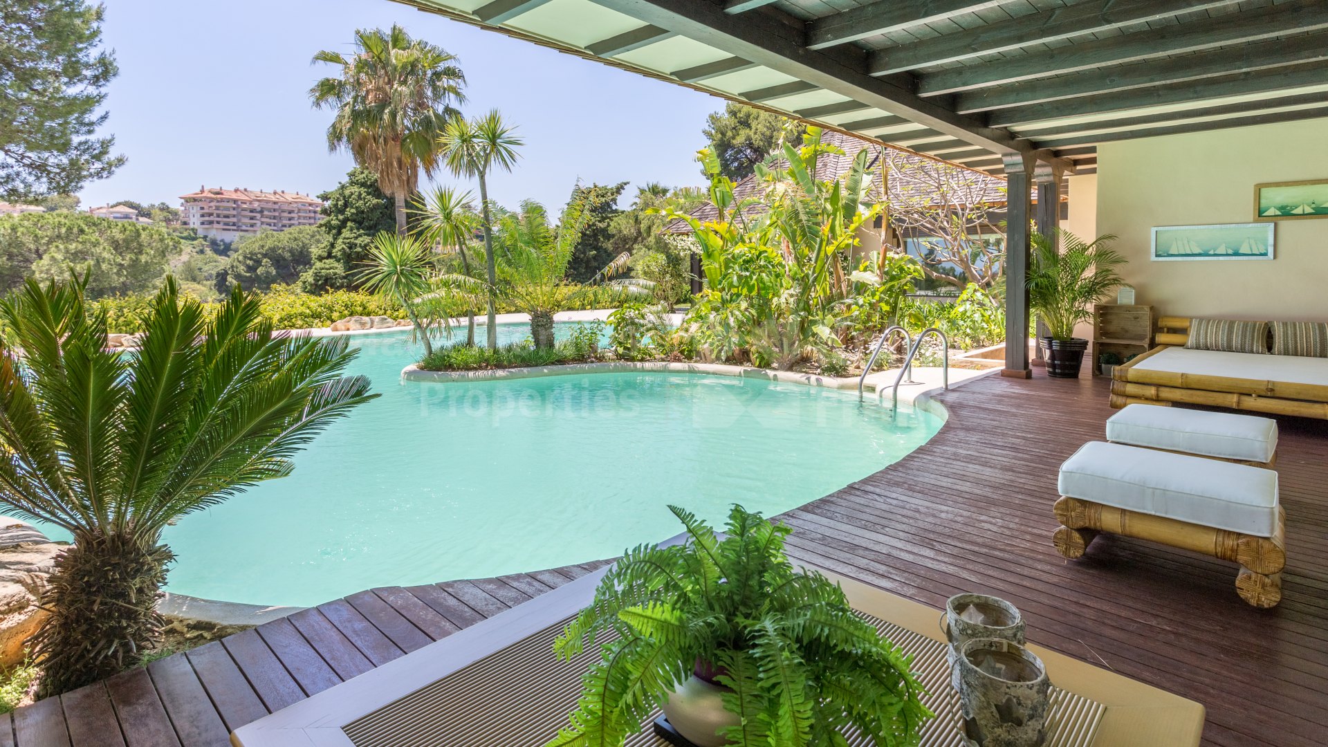 Rio Real, Unique villa by the golf