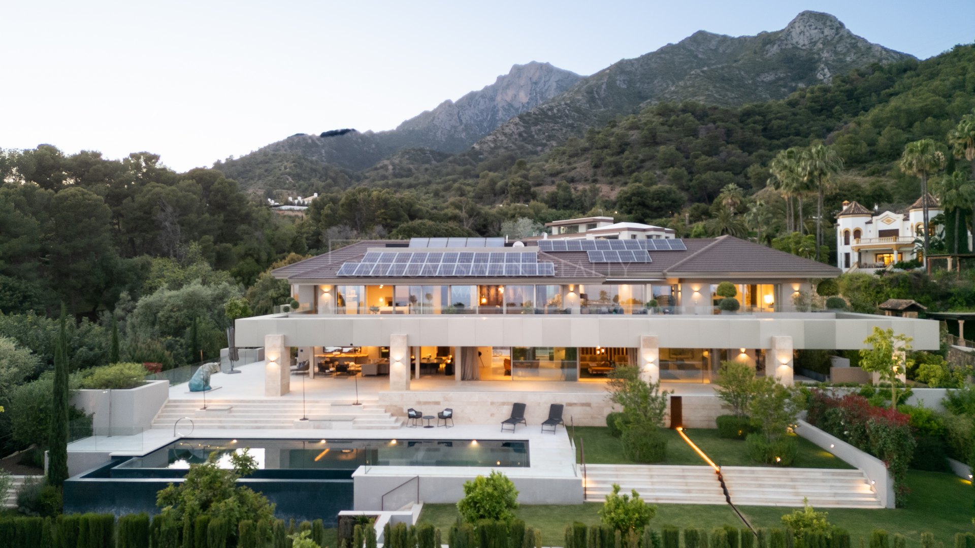 Villa à vendre à Cascada de Camojan, Marbella Golden Mile