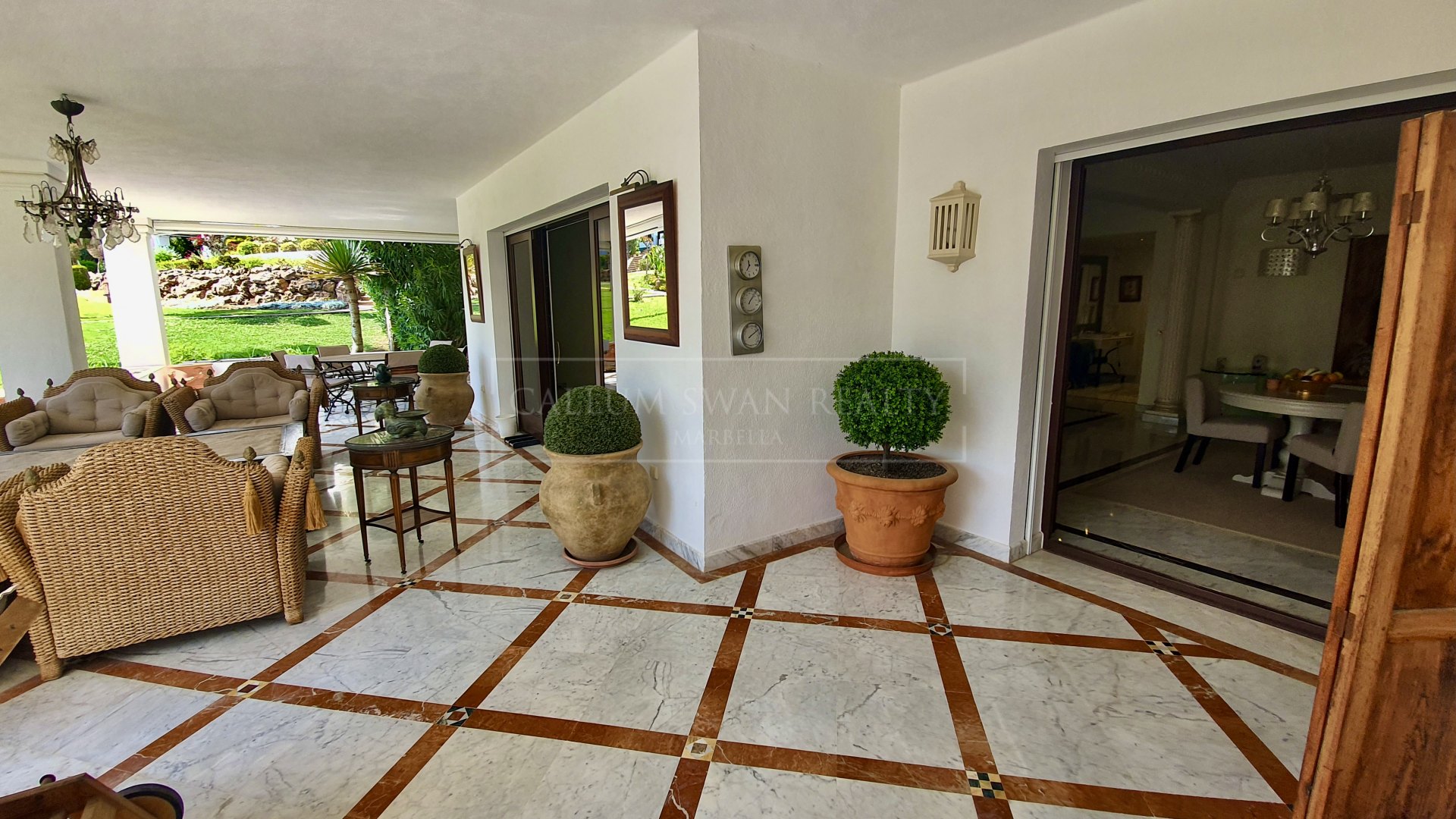 Ground Floor Apartment for sale in Monte Paraiso Country Club, Marbella Golden Mile