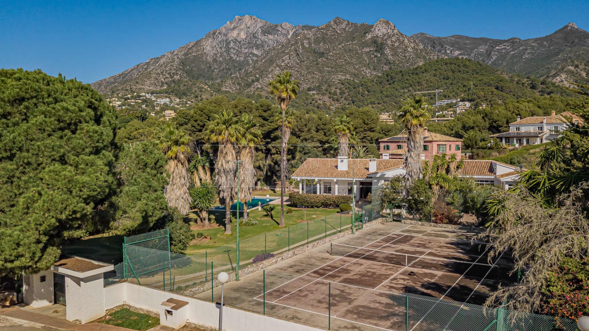 El Mirador Marbella, villa with a large plot for sale