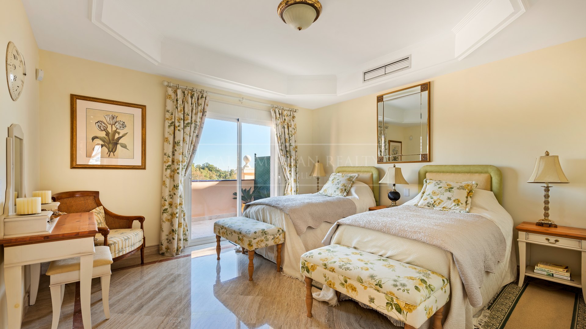 Duplex Penthouse for rent in Lomas de Sierra Blanca, Marbella Golden Mile