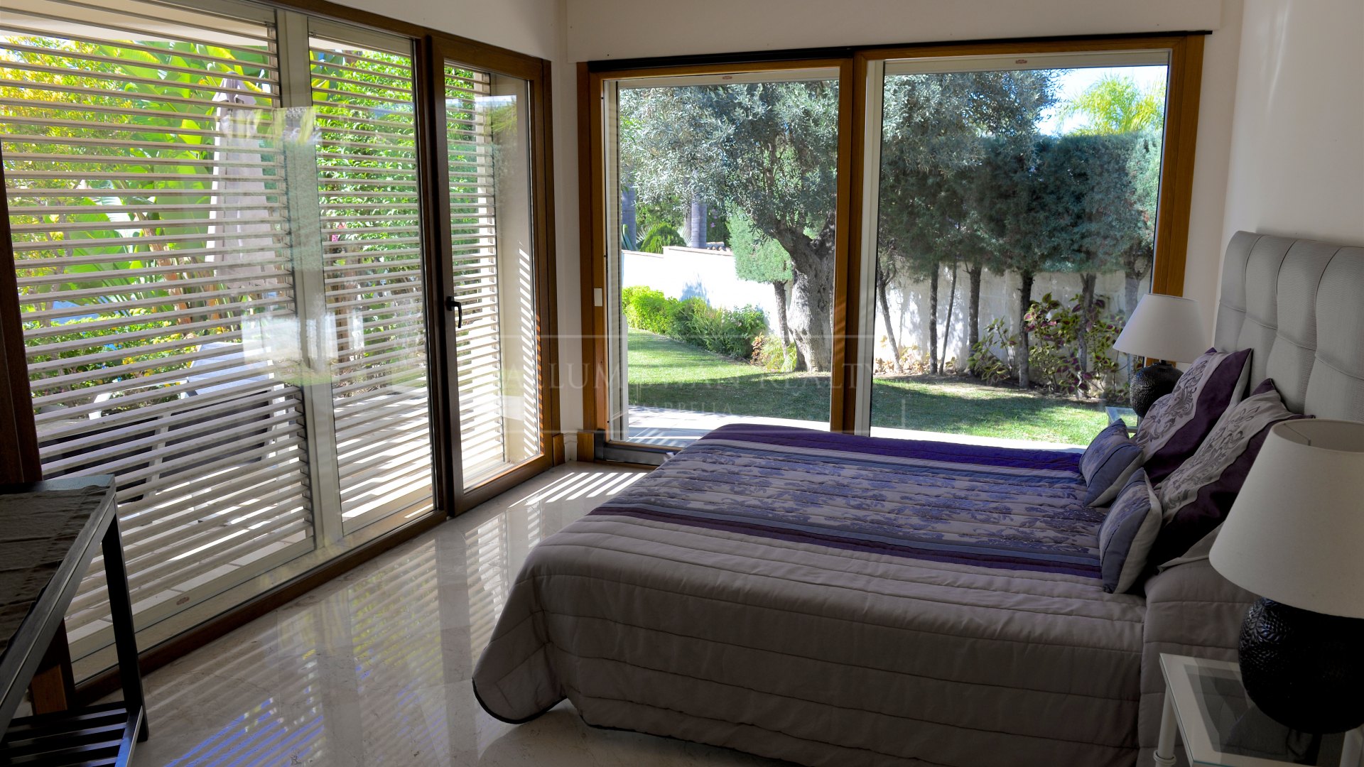 Villa for sale and rent in Las Chapas, Marbella East