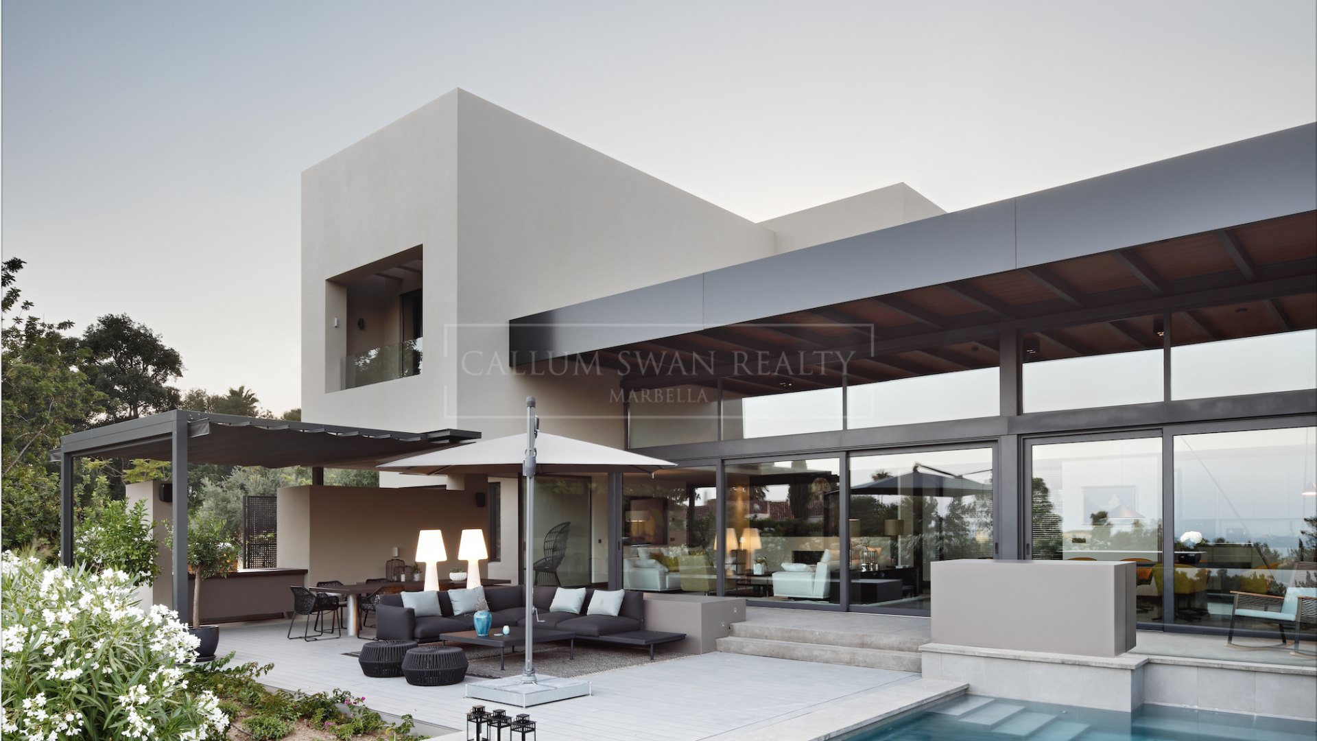 Spectacular brand new luxury villa in Cascada de Camojan