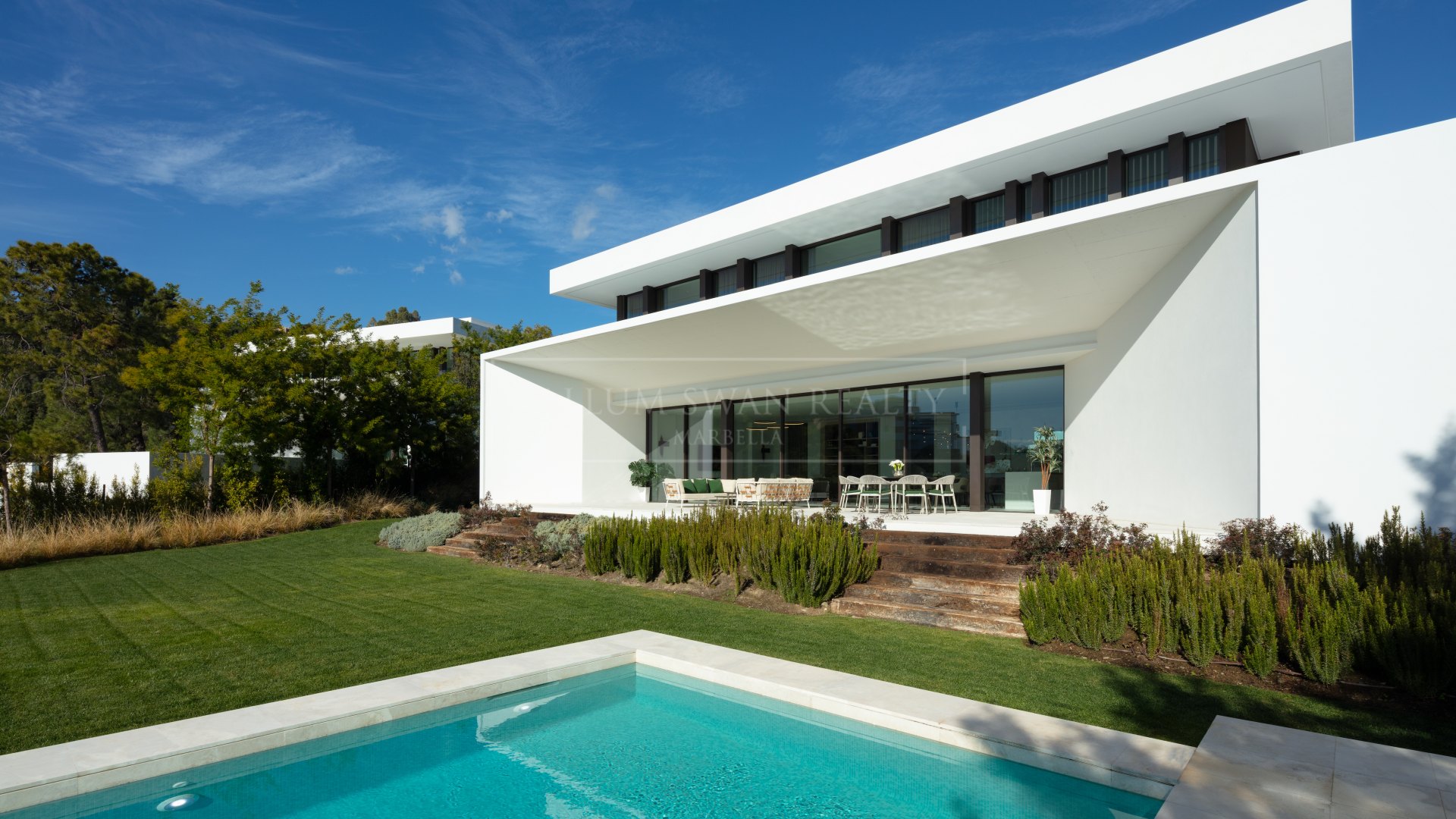Luxury villa for sale within Reserva de Alcuzcuz gated complex