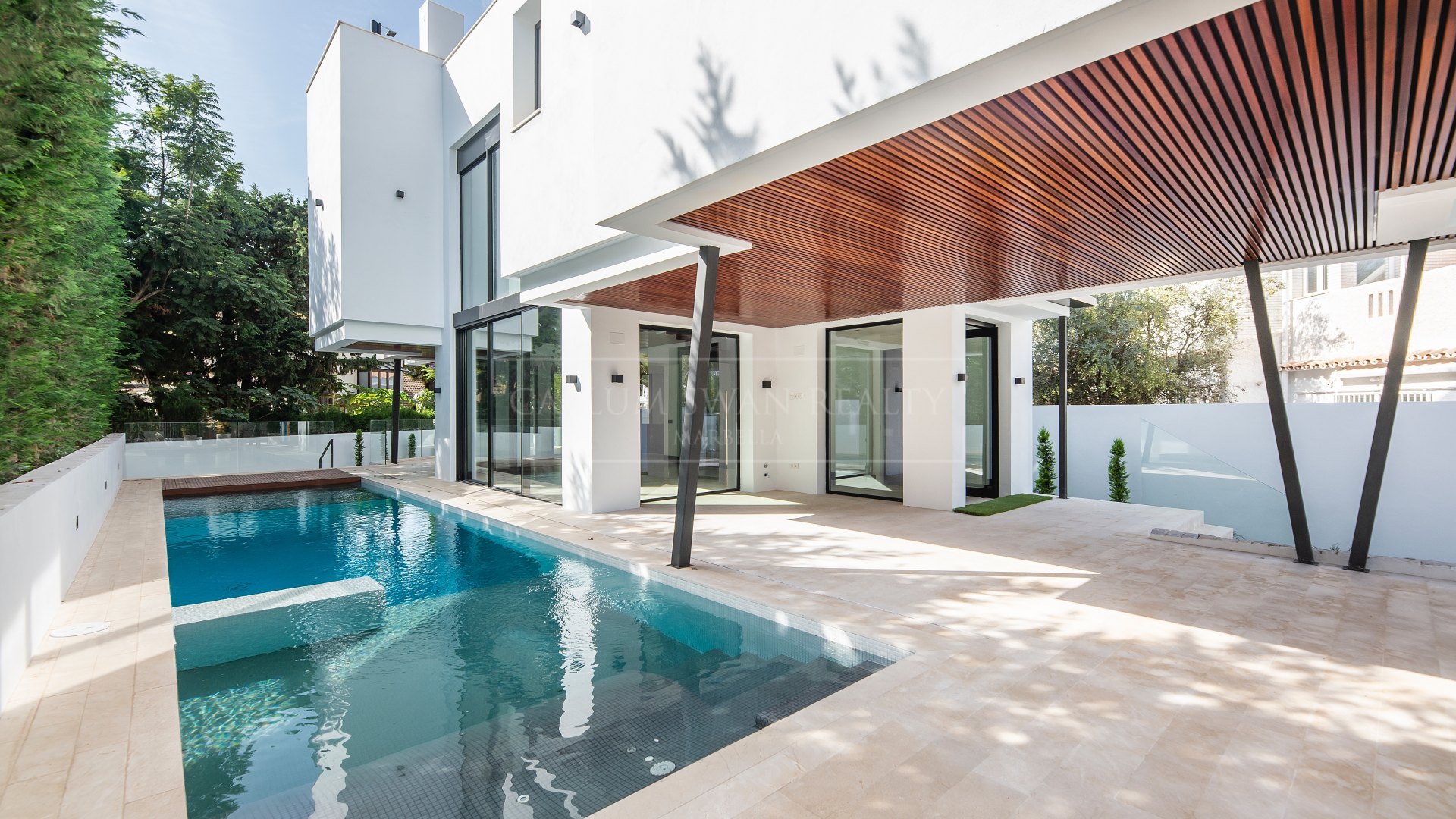 Villa for sale in Casablanca, Marbella Golden Mile