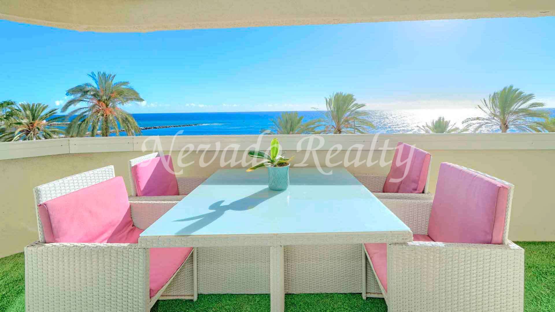 Flat in Marbella centre with sea views for sale