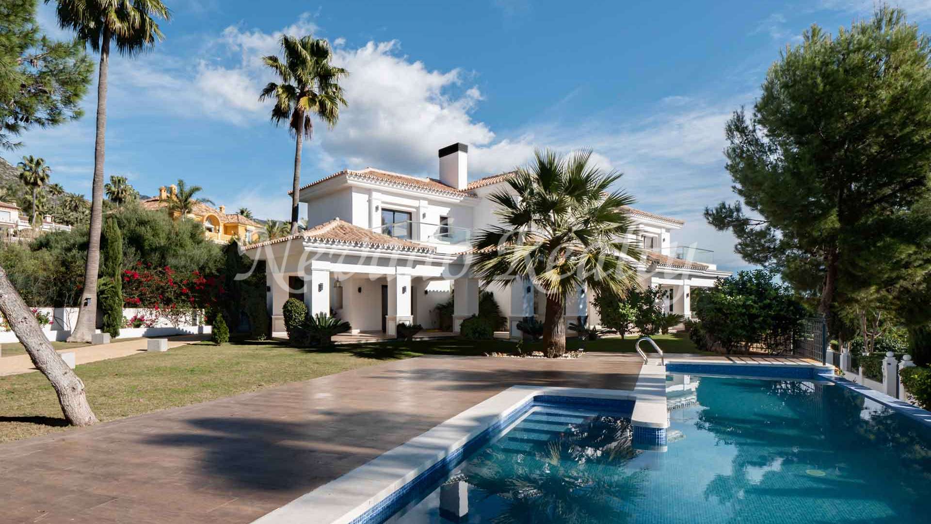 Brand new villa for sale in Sierra Blanca