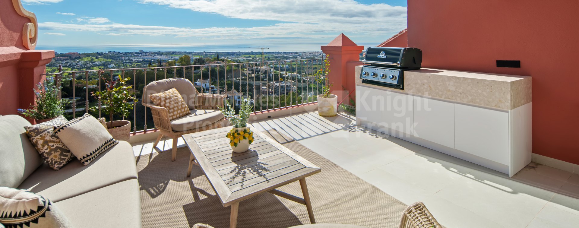 Monte Halcones 3F, ático dúplex con piscina privada en Monte Halcones
