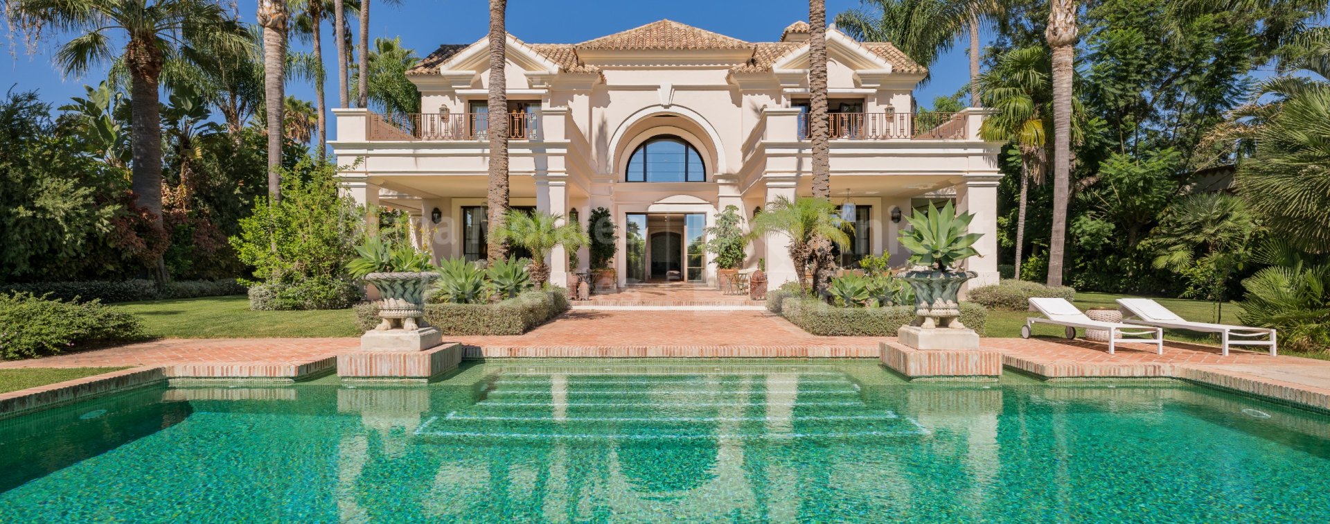 Villa excepcional en alquiler en Guadalmina Baja
