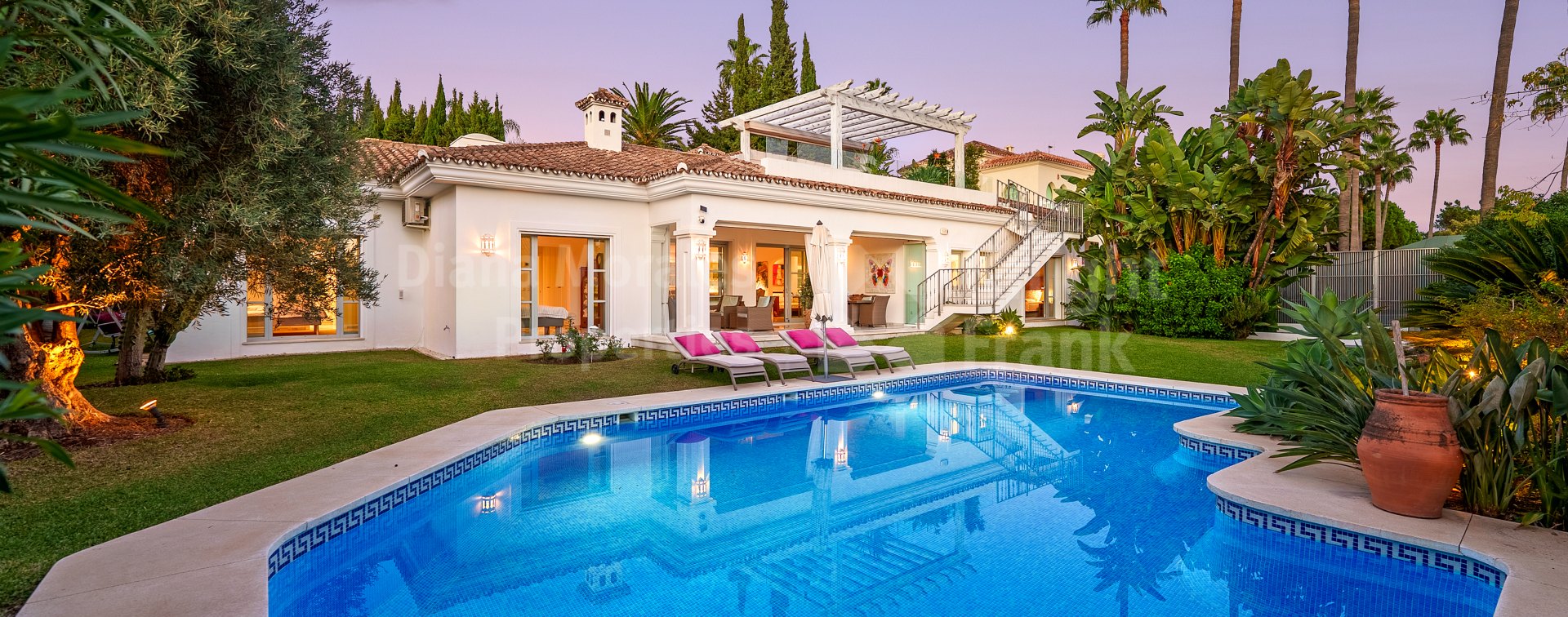 Albinoni 20, mediterrane Villa in Sierra Blanca