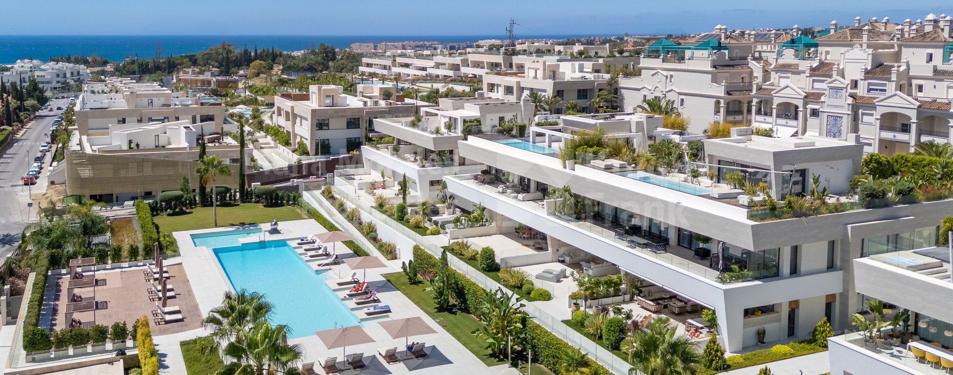 Современный дуплекс Fendi на первом этаже в Epic Marbella