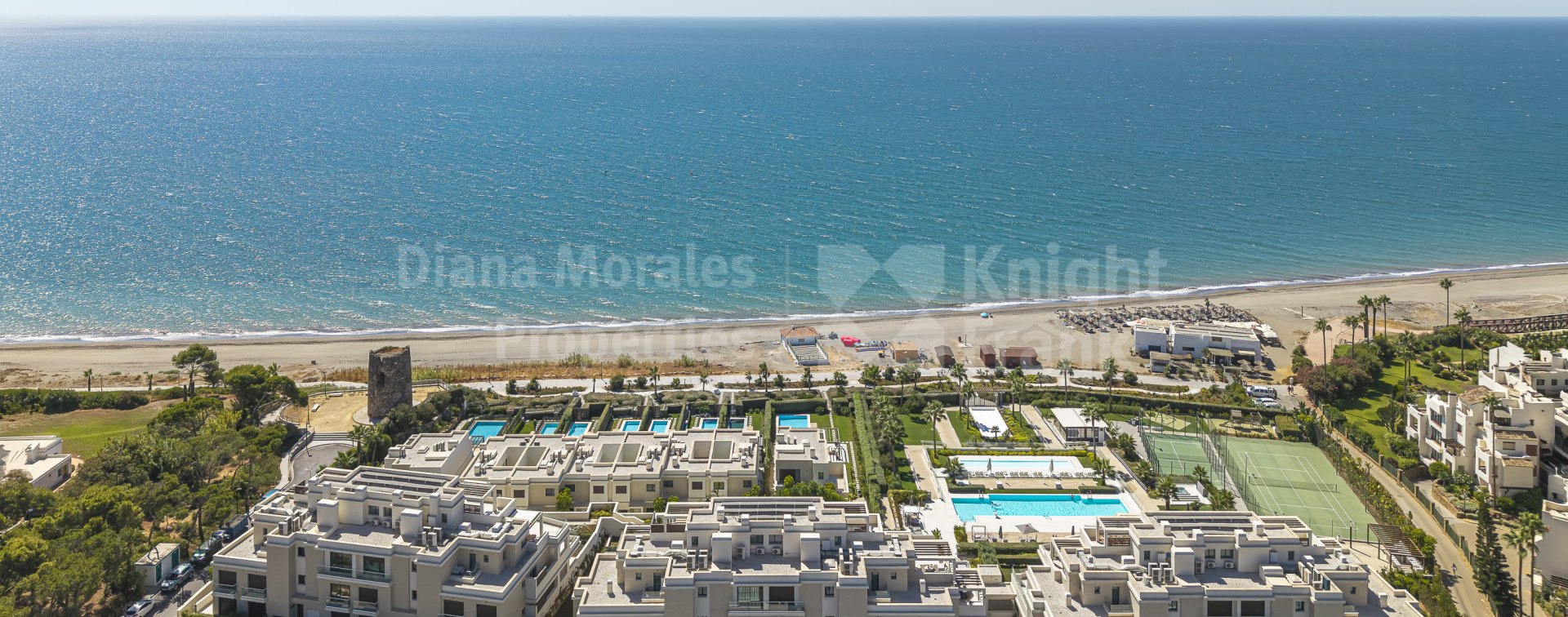 Velaya 26, роскошная квартира на берегу моря в Эстепоне