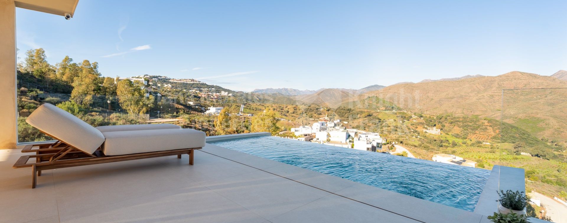 Entrerrios, Villa neuve à La Cala Golf