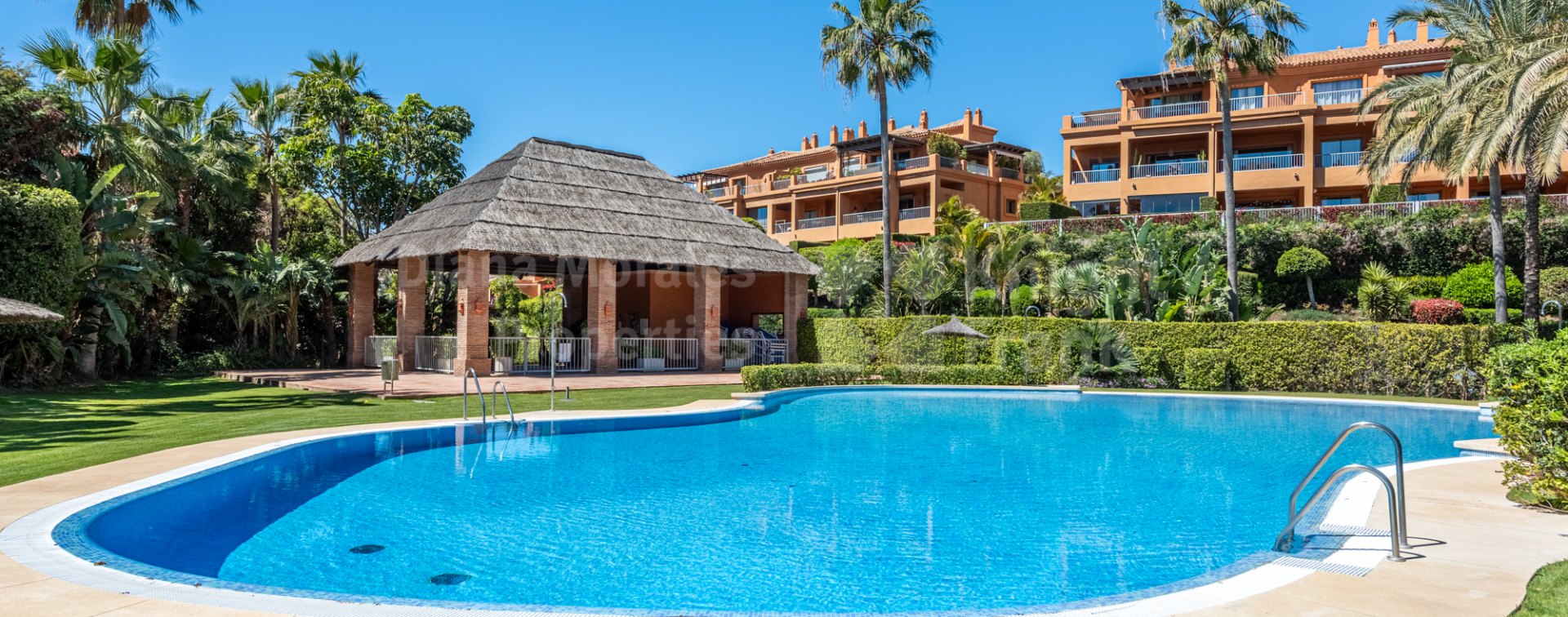 Two bedroom apartment in Benatalaya