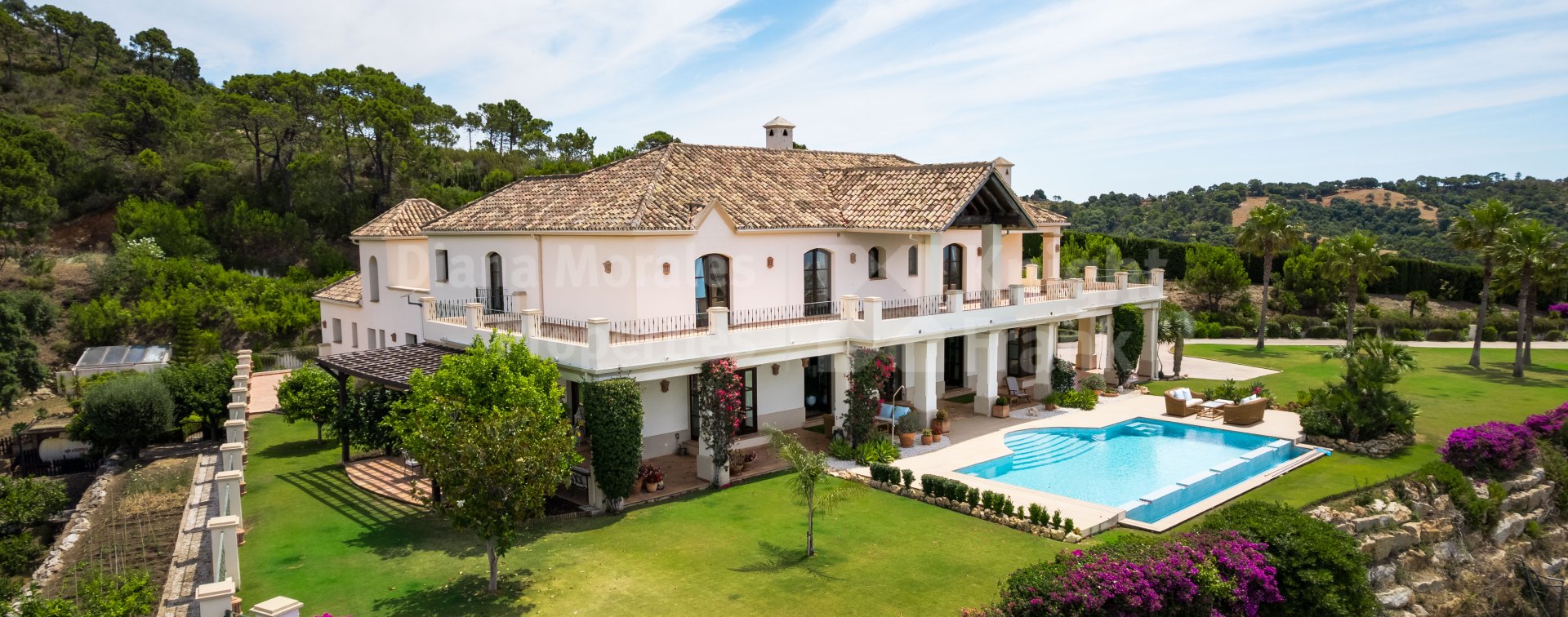 El Velerin, Villa Karolina, panoramic views in Legar de Velerín