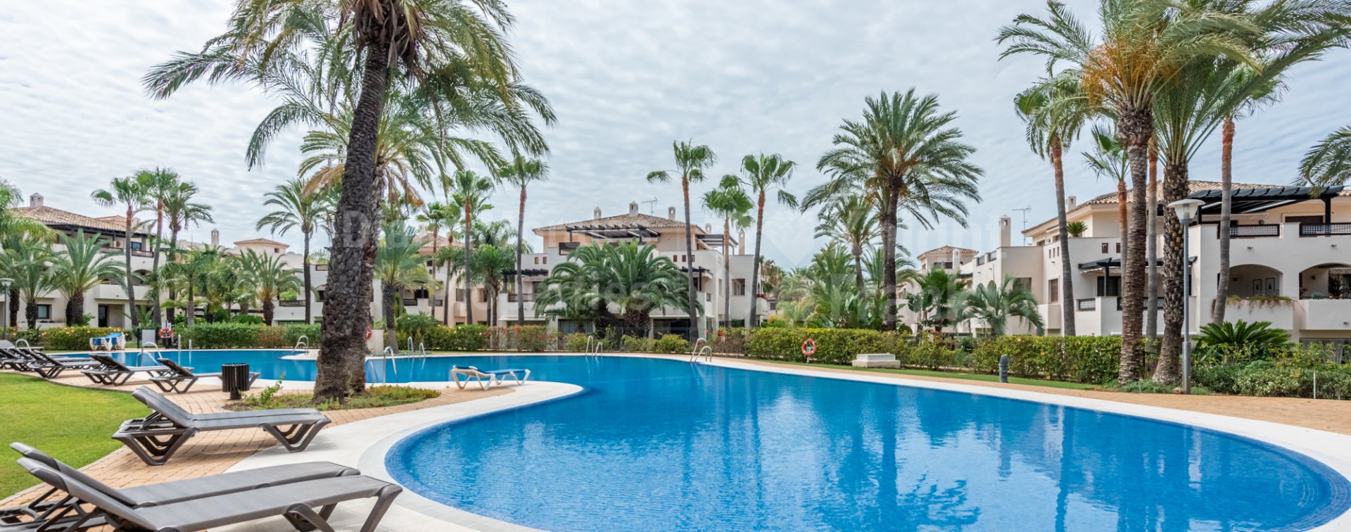 Penthouse zu verkaufen in La Medina de Banús
