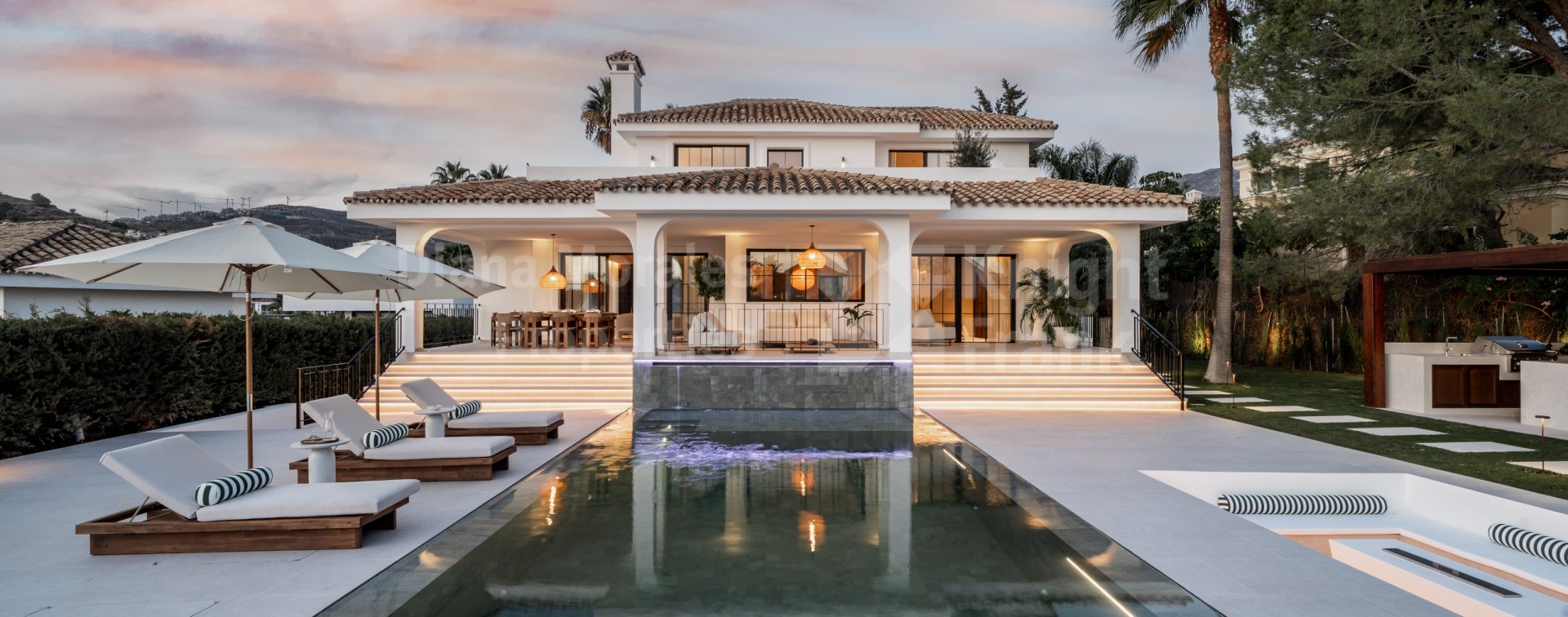 Las Brisas, Ein modernes Haus mit Außenbereichen zum Genießen