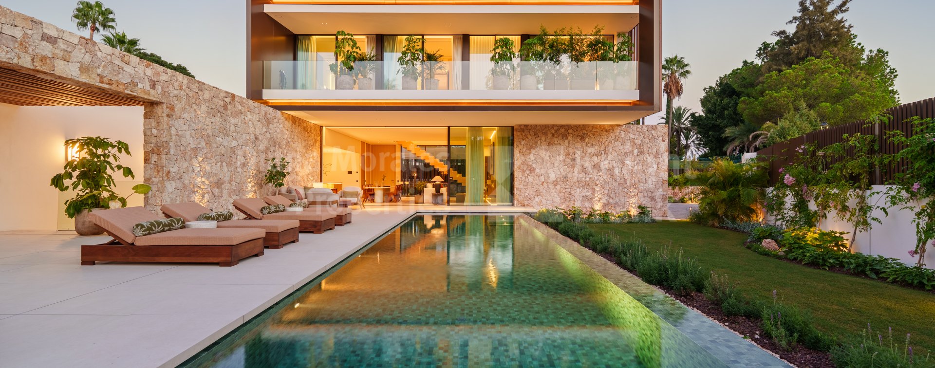 Las Lomas del Marbella Club, Casa Cazorla, preciosa casa familiar en la la Milla de Oro de Marbella