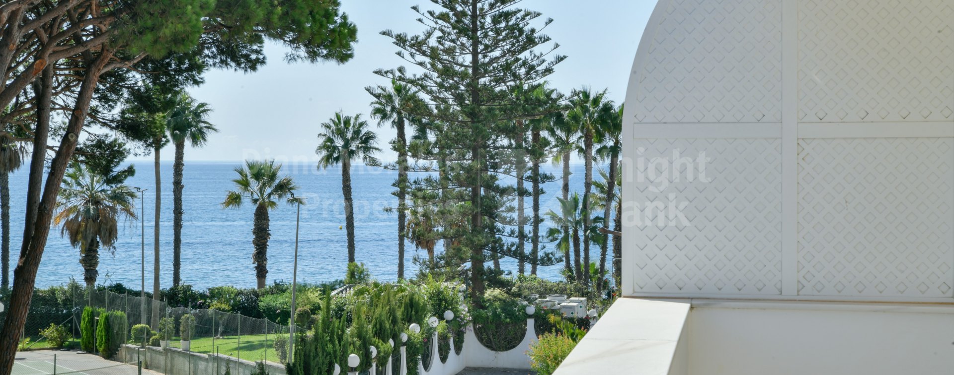 Marbellamar, Semi-detached house 50 metres from the beach in Marbella