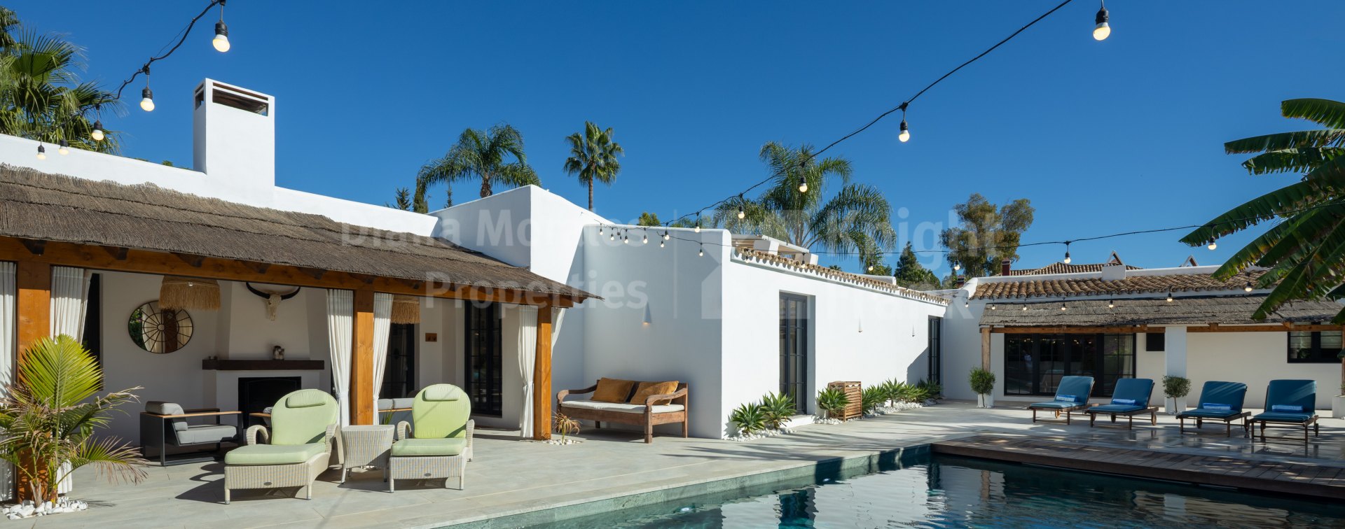 Villa de 8 dormitorios en Guadalmina Alta con green de práctica privado