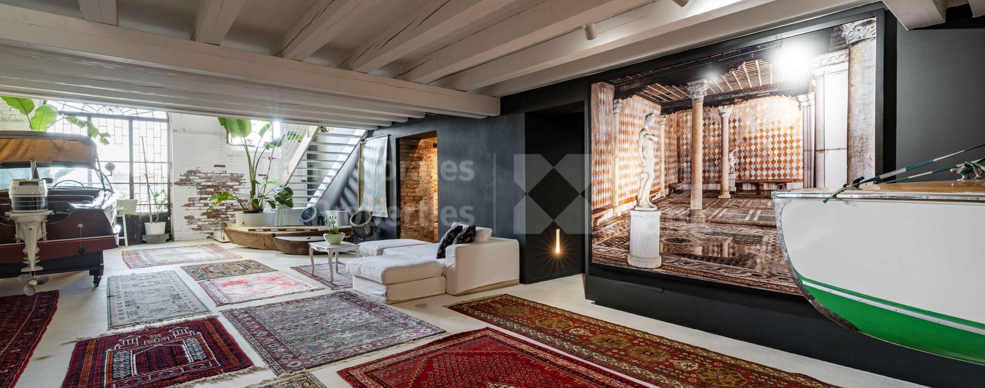 Einzigartiges Loft mit Zwischengeschoss, Wassertor und wunderschönem Blick über den Giudecca-Kanal