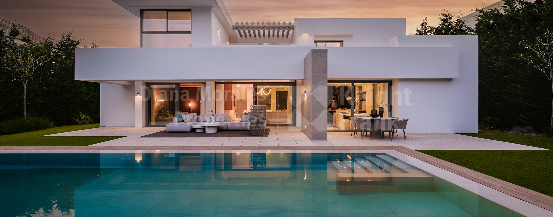 Villa Luma : villa contemporaine de 5 chambres à El Paraíso, Estepona Est