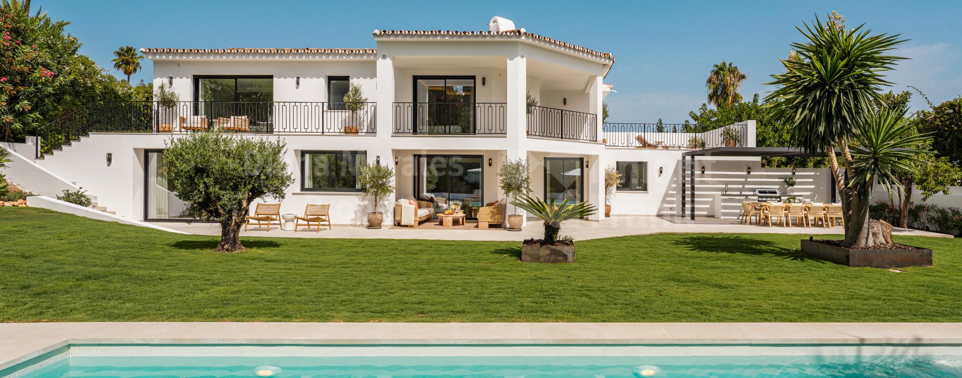 Villa Zéphire, lujo contemporáneo en Rocío de Nagüeles