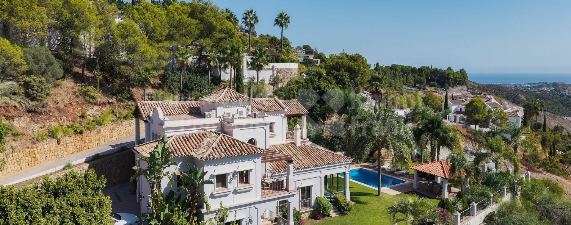 Villa Las Palmeras, mediterrane Eleganz in perfekter Harmonie in El Madroñal
