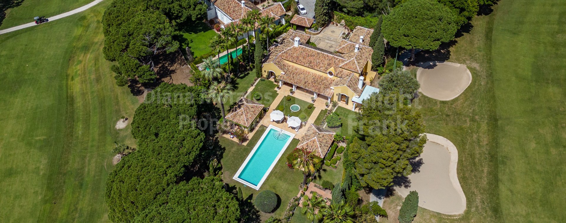 Marbella Ost, Luxuriöse Villa in erster Reihe in Vereda del Golf, Rio Real