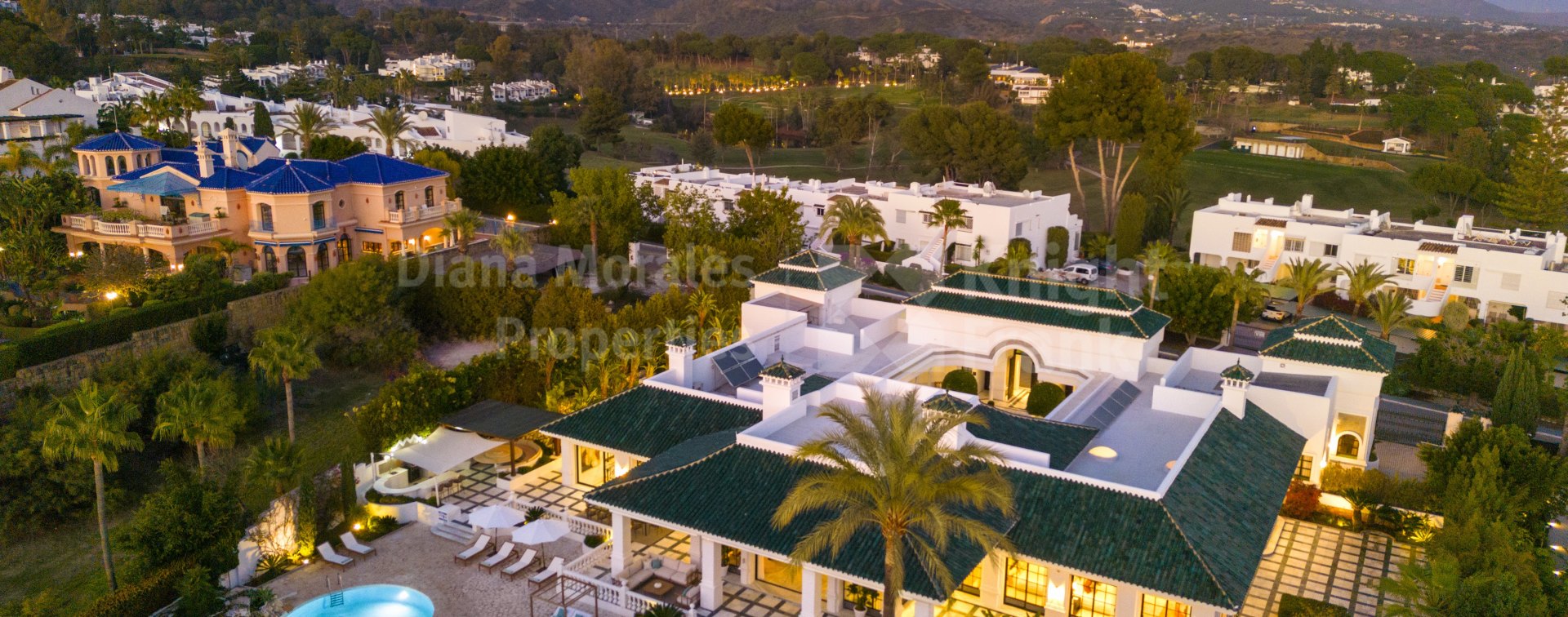 Aloha, Alhambra Palace, luxe et sophistication dans la Golf Valley