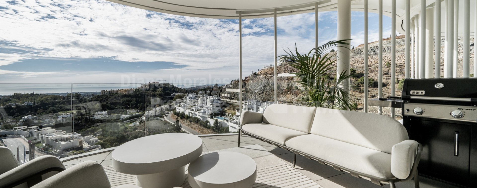 The View Marbella, Modern flat in gated community and panoramic views