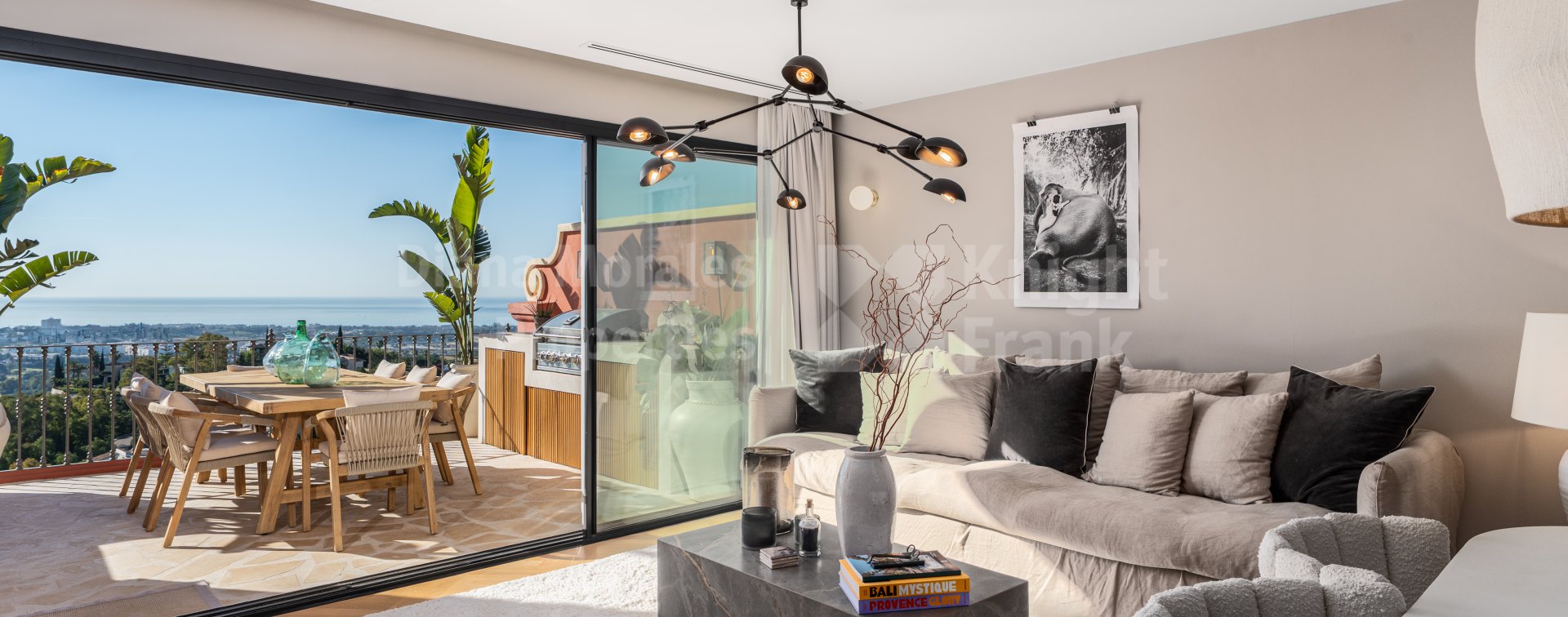 Monte Halcones, Penthouse Halcón – Penthouse de luxe rénové avec vue panoramique à Benahavís