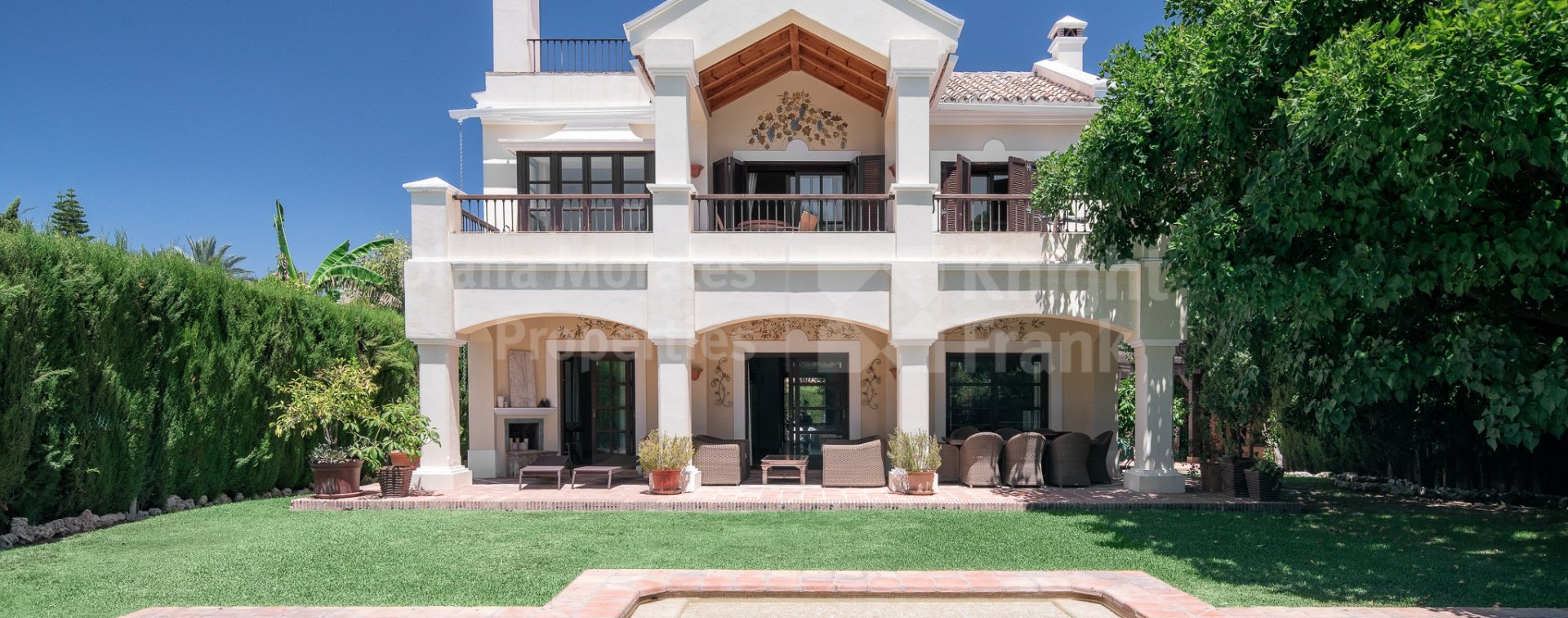 Casa familiar en una ubicación ideal, Balcones de Sierra Blanca