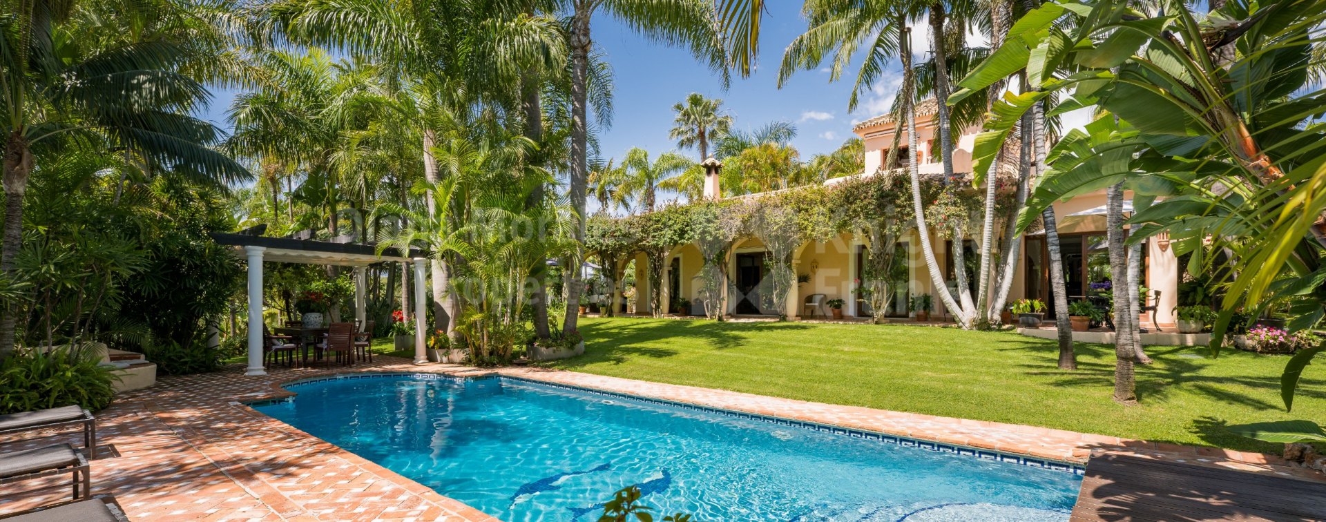 Altos del Rodeo, A hidden tropical retreat in San Pedro de Alcantara