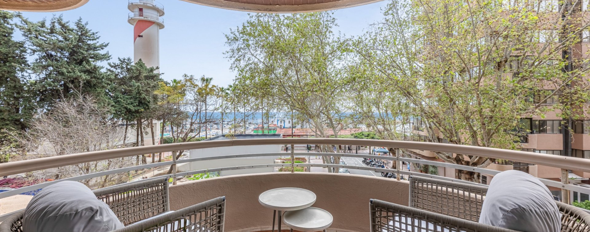 Marbella Centro, Moderno apartamento con vistas al mar en el centro de Marbella