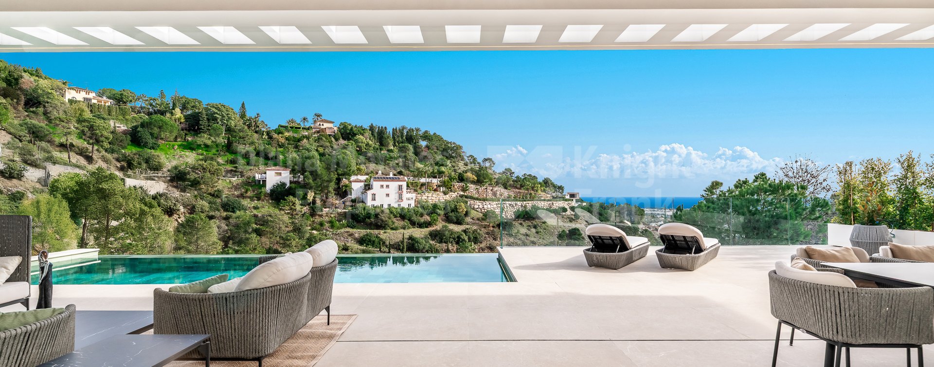 Villa Alfa, mit modernem Design und Panoramablick in El Madroñal