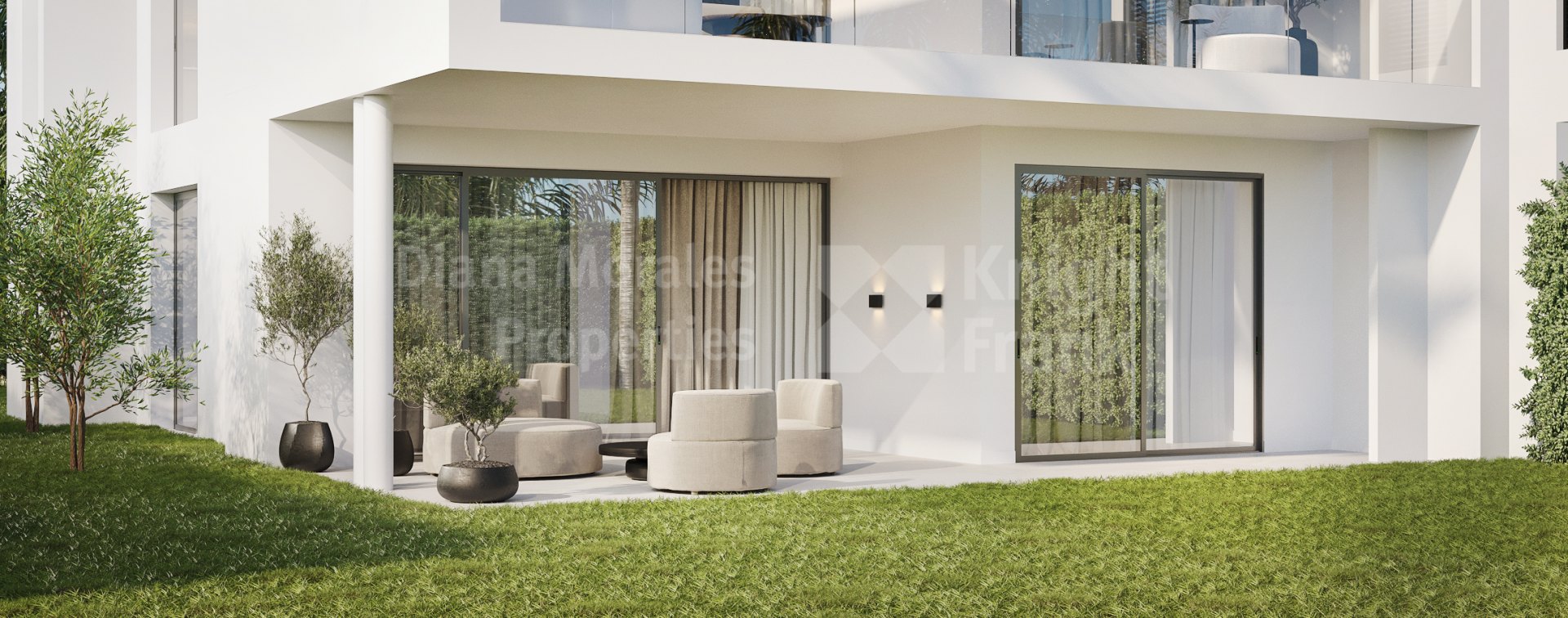 Estepona West, Ground ground floor three-bedroom apartment in West Estepona