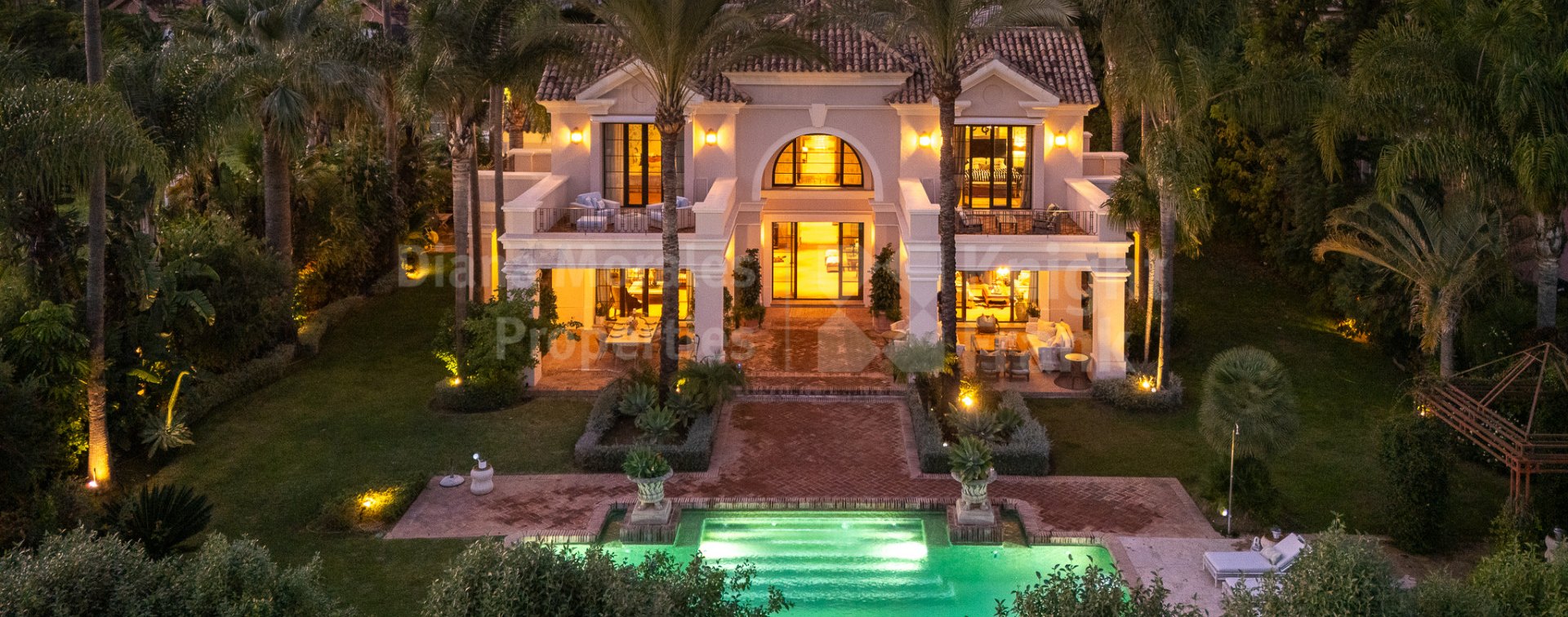 Außergewöhnliche Villa in Guadalmina Baja