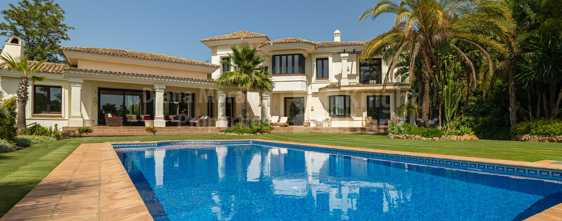 Villa en primera línea de golf en La Zagaleta, Benahavis