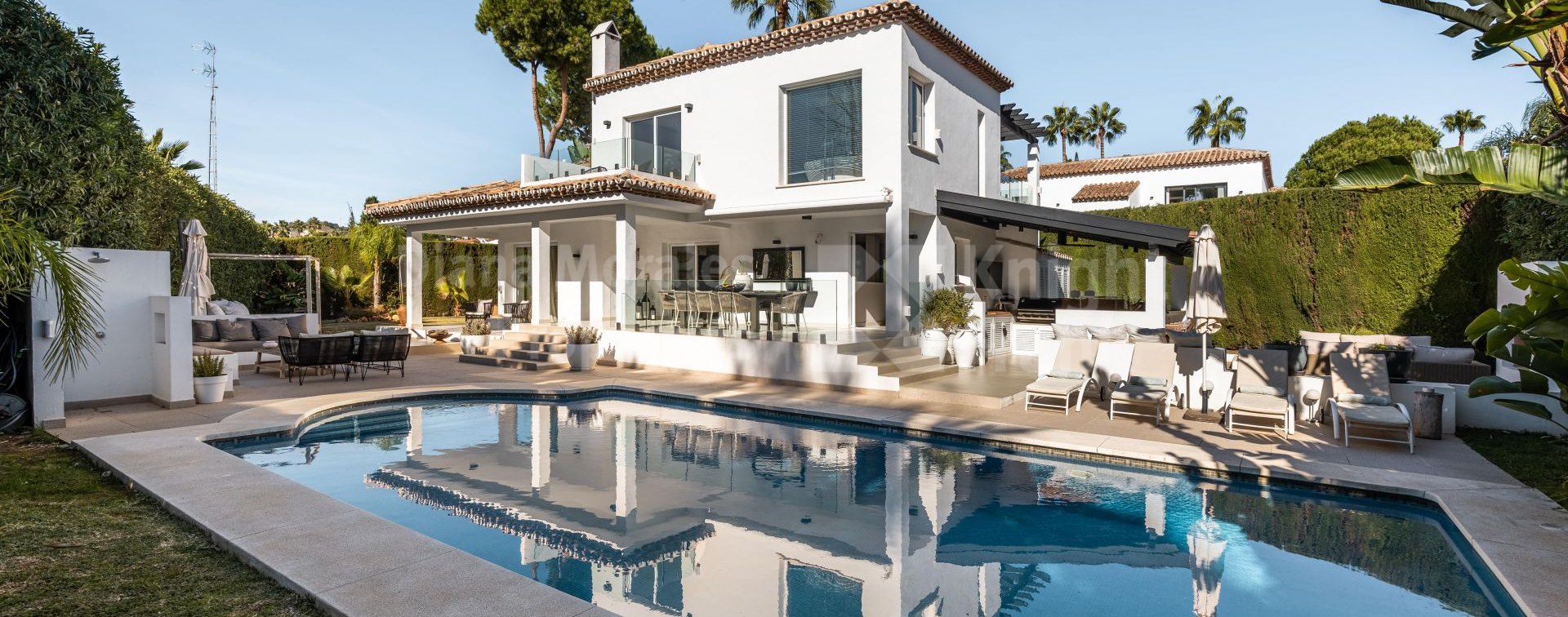 Marbella Country Club, Villa Mirasol, house in gated urbanisation close to the golf course