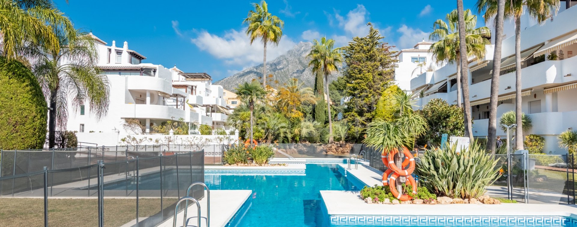 Jardines de Sierra Blanca, Penthouse en duplex dans un lotissement fermé sur le Golden Mile