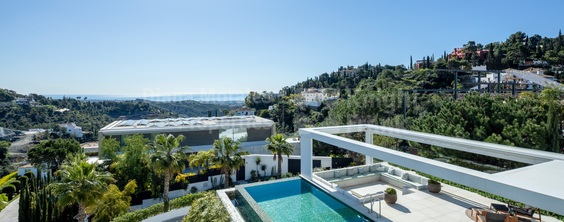 Villa Sienna, sensational villa in gated community El Madroñal