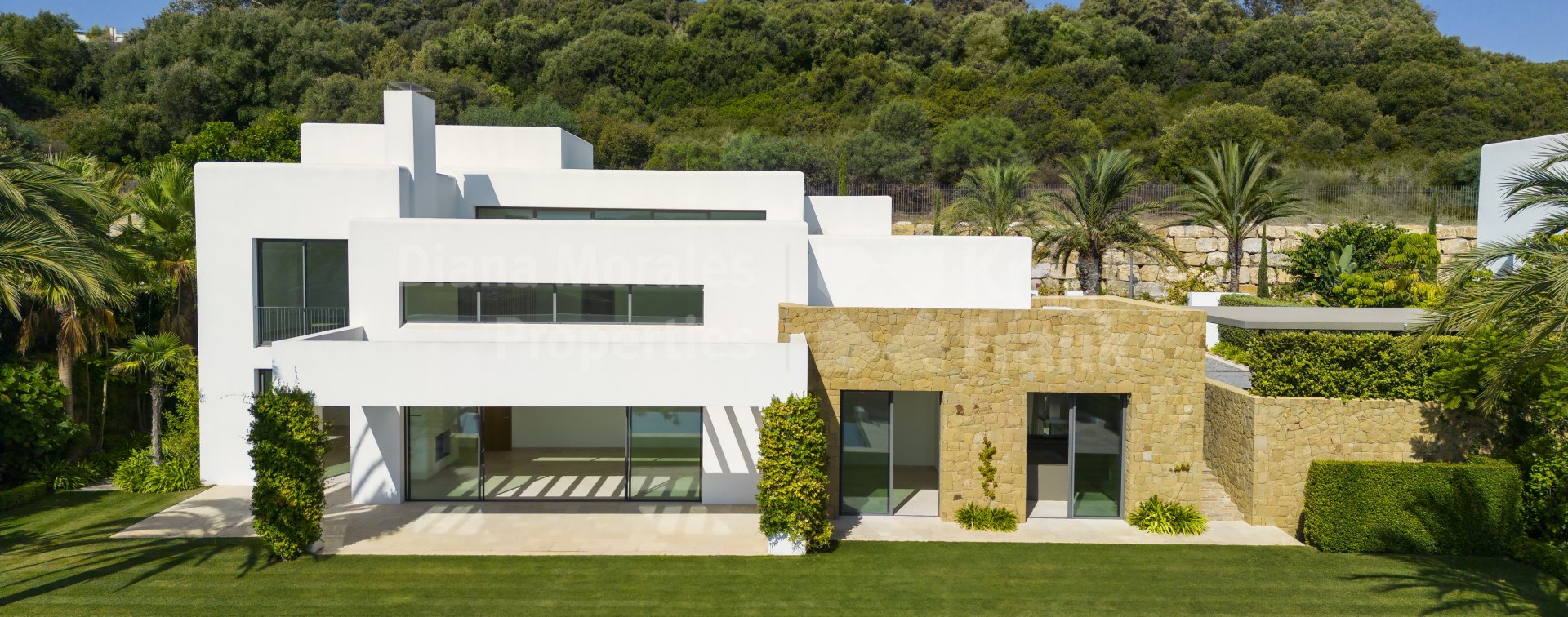 Finca Cortesin, Five bedroom villa facing a golf course in a 15-unit complex