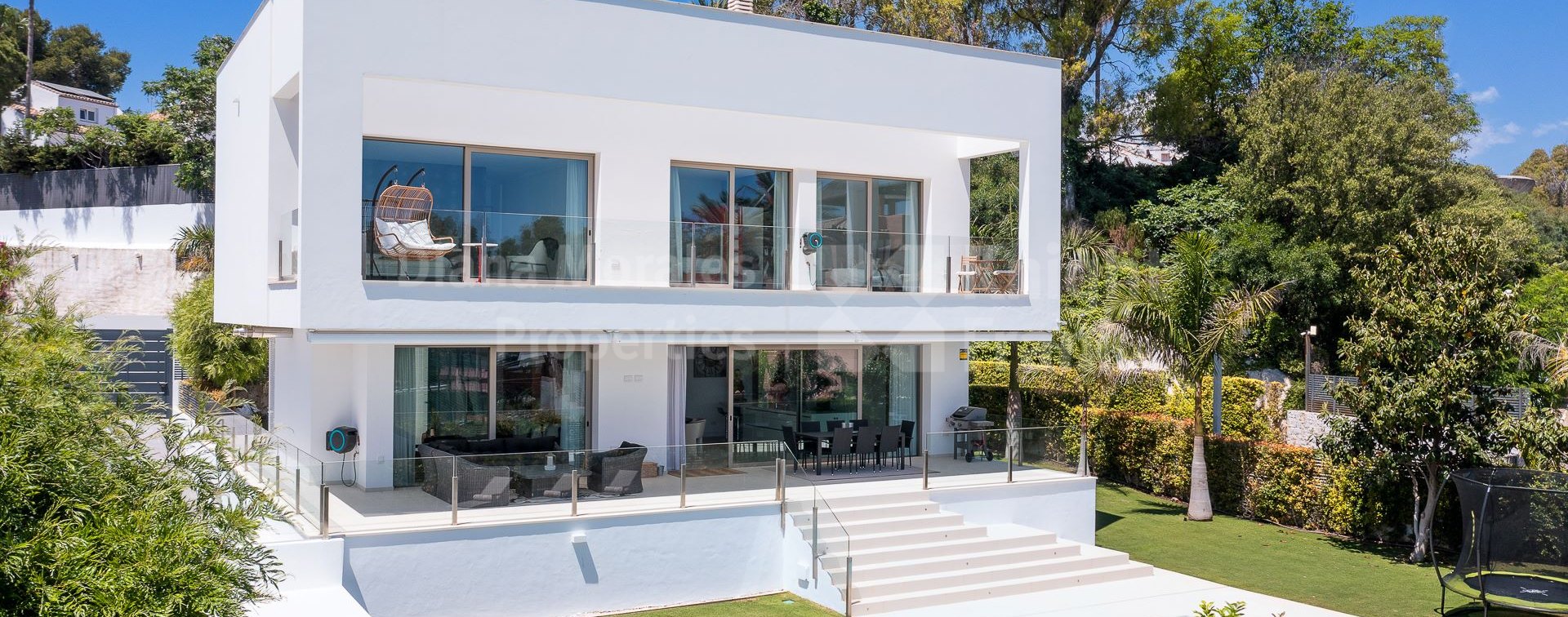 Loma de Casasola, Modern four bedroom villa near golf and beach