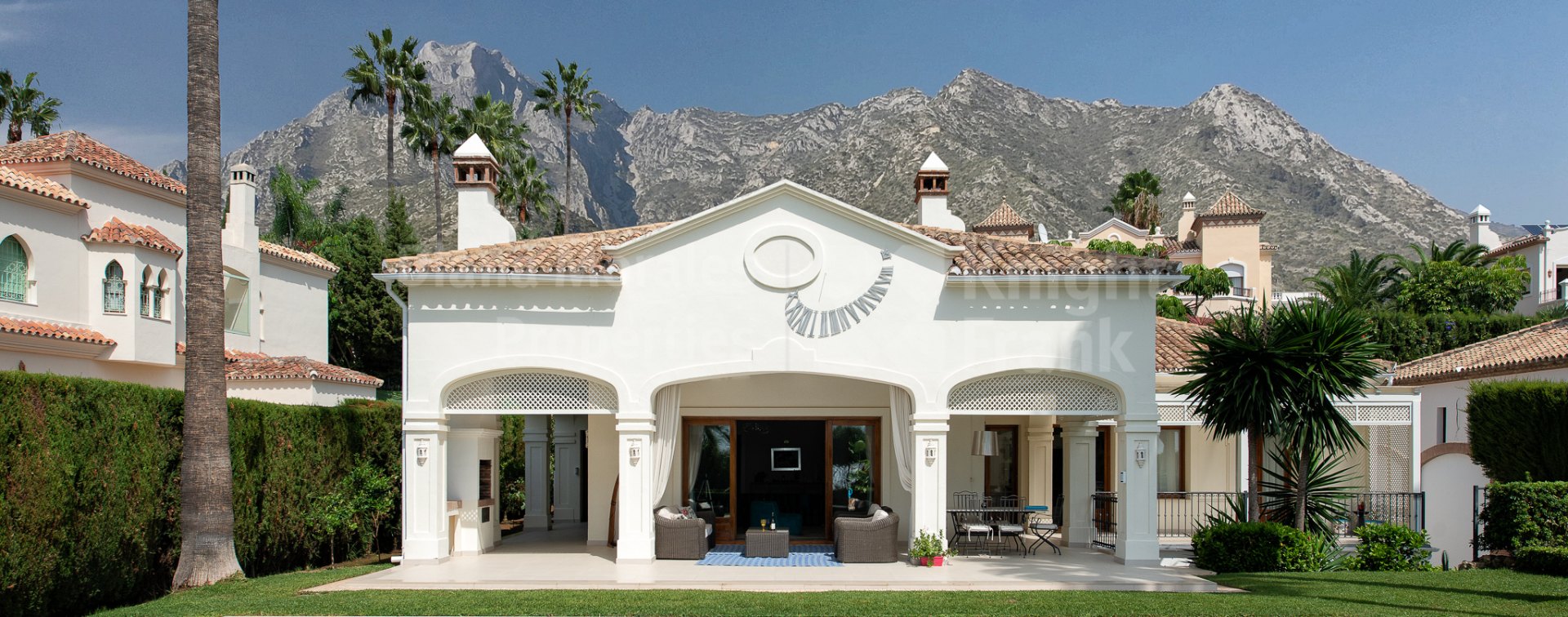 Villa in Sierra Blanca with beautiful views
