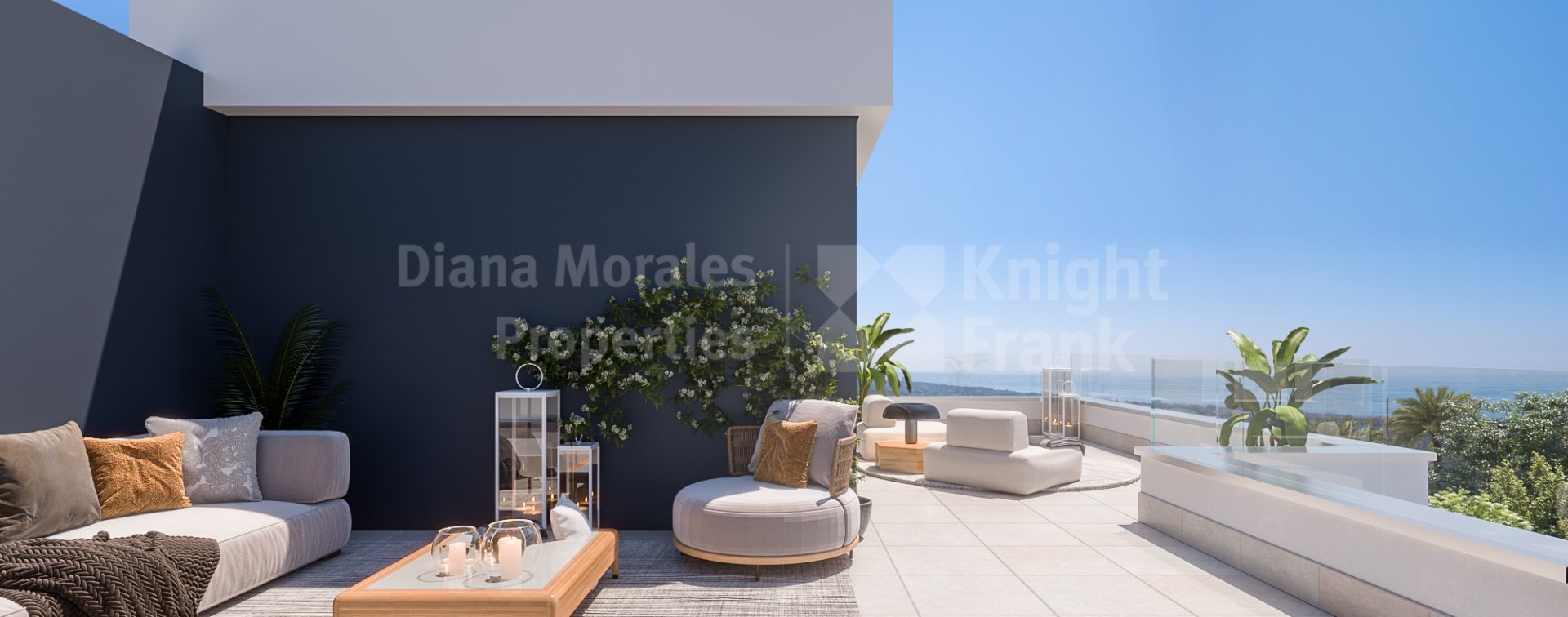 Los Altos de los Monteros, Duplex penthouse in gated complex with panoramic views
